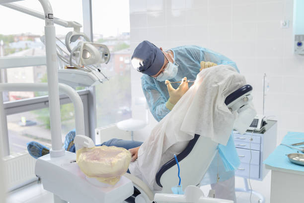 Best Emergency Root Canal Treatment in Rio Pinar, FL